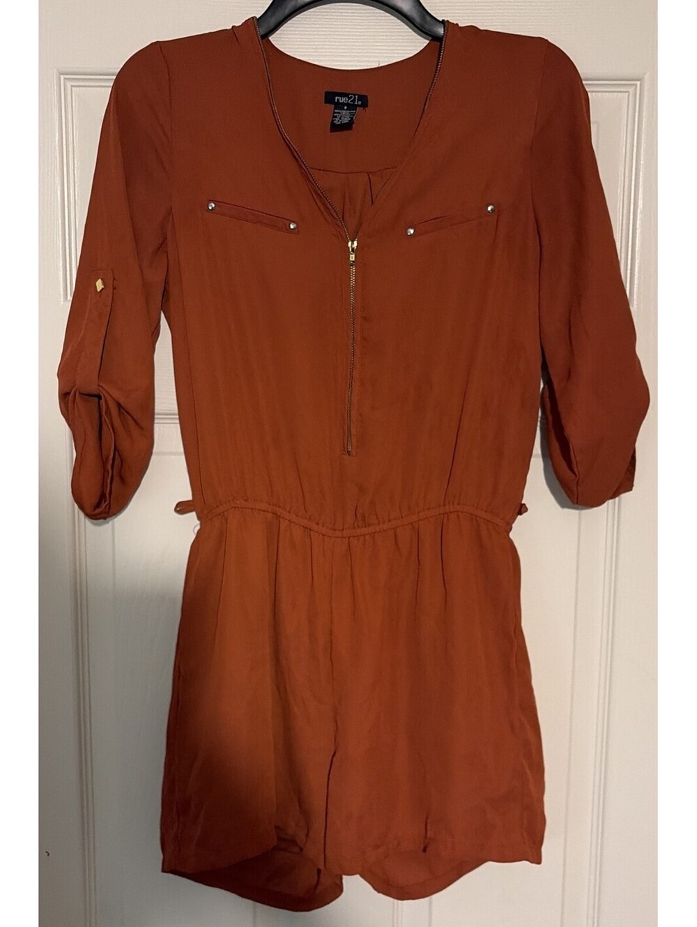 Forever 21 Burnt Orange Short Sleeve Romper with Zip Up Front Size Small Clean.